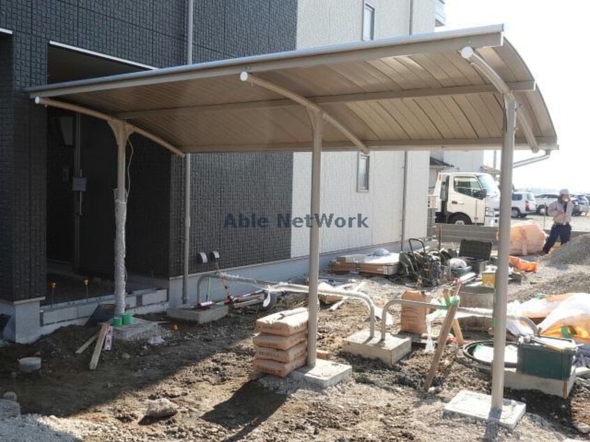 駐輪場 ラピスアウラ