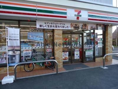 セブンイレブン勝浦武道大学前店(コンビニ)まで1502m 外房線/勝浦駅 車移動　6分2.6km 1階 築19年