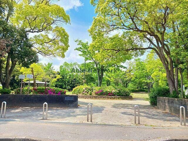 君塚中央公園(公園)まで624m プランドールA（君塚）