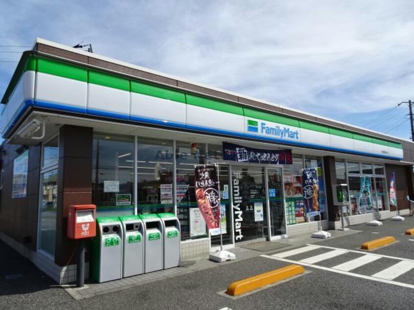 ファミリーマート市原古市場店(コンビニ)まで911m エアリーA