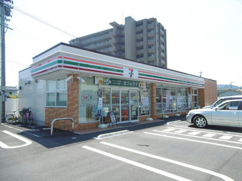 セブンイレブン徳島八万町下福万店(コンビニ)まで170m セジュールインフィニティ