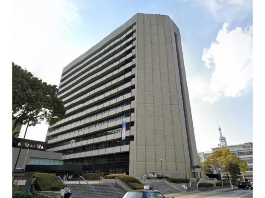 徳島市役所(役所)まで1517m セリオン富田橋