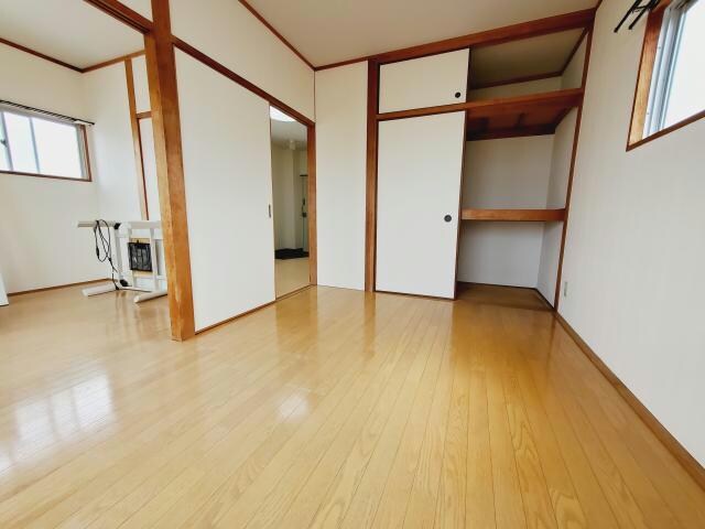  トレゾール中央通り
