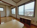  トレゾール中央通り