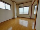  トレゾール中央通り