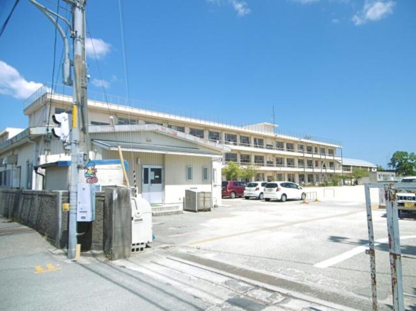 小松島市立小松島小学校(小学校)まで507m 牟岐線/南小松島駅 徒歩6分 2階 築29年