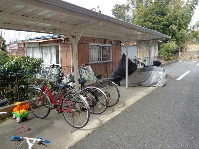 駐輪場 リバティーフォレストⅡ