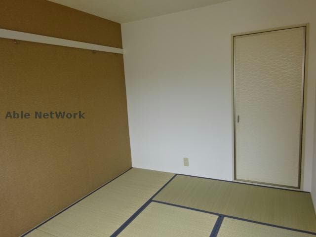  フローレス篠木