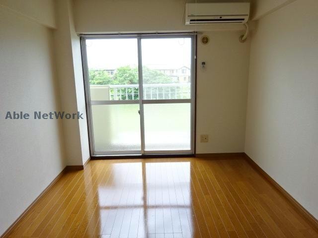 同型モデル ＳＯＧＡビル