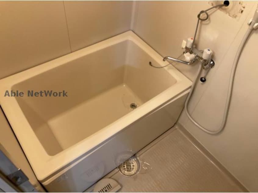 同型モデル アクシス和宏