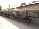 駐輪場 グランドール小野