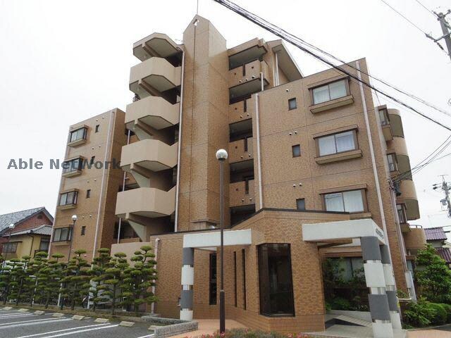 外観 センチュリー21