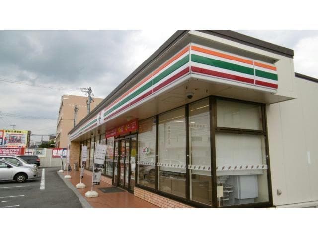セブンイレブン春日井朝宮町店(コンビニ)まで181m センチュリー21