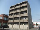 シャインアールの外観