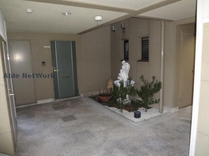 共用部廊下 パティオ（大留町）