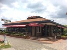 ロイヤルホスト高蔵寺店(その他飲食（ファミレスなど）)まで1151m ファミール岩成