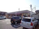 セブンイレブン春日井八光町4丁目店(コンビニ)まで306m ウィンザーK＆Y（稲口町）