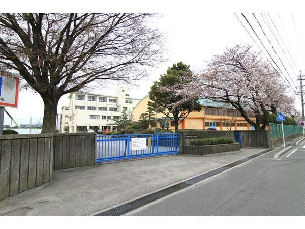 春日井市立大手小学校(小学校)まで1291m サンマックス