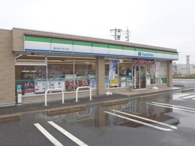 ファミリーマート春日井坂下四丁目店(コンビニ)まで744m １sｔコーポ櫻井