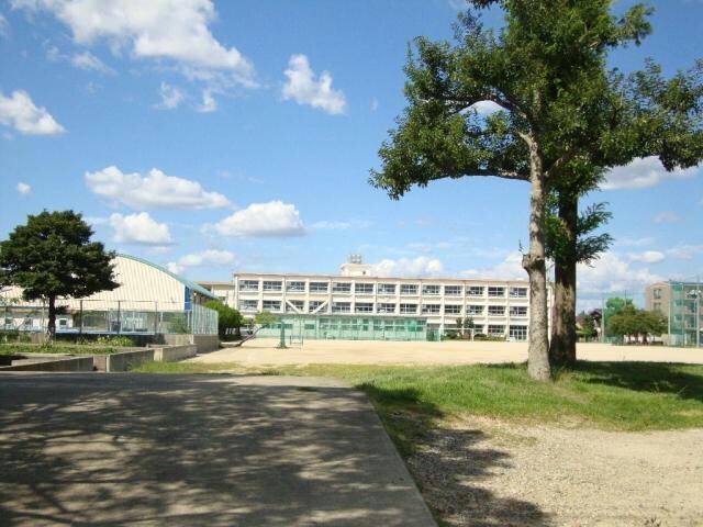 春日井市立小野小学校(小学校)まで521m コーポ吉川