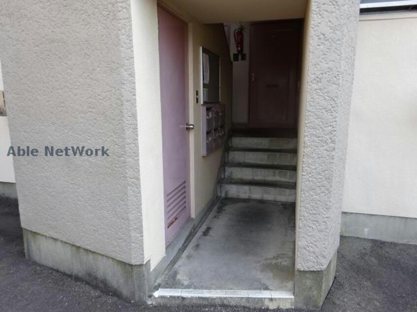 エントランス アイワコーポ