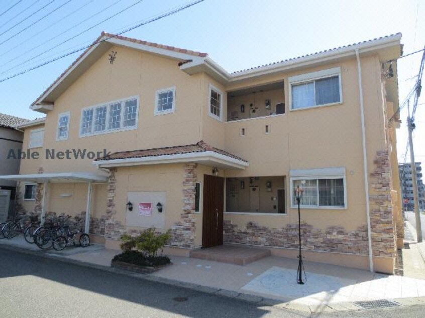 外観 Manoir（美濃町３）
