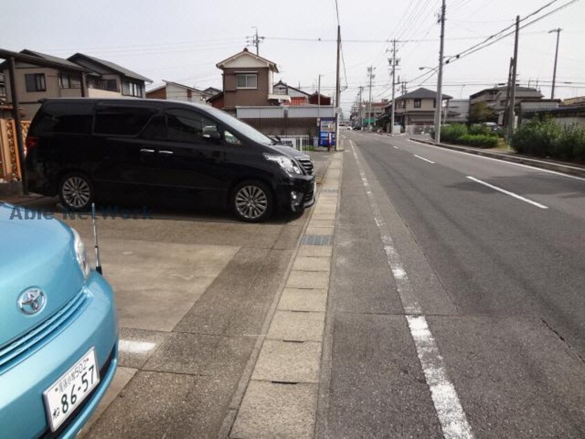 駐車場 プランタン