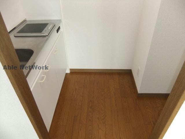 同型モデル コンド・勝川