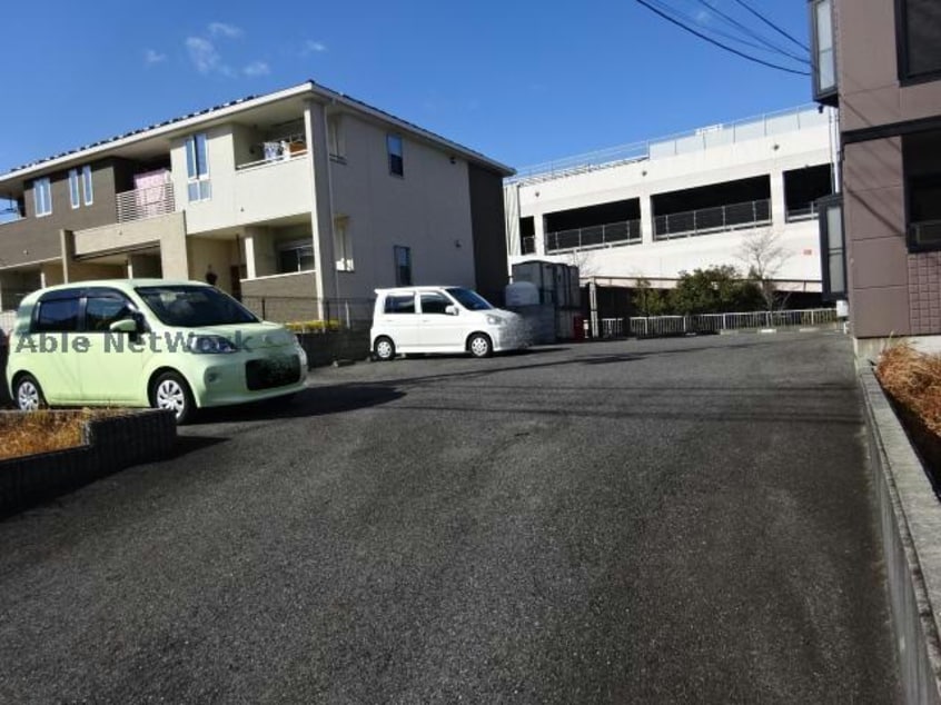 駐車場 グリーンヒルズ