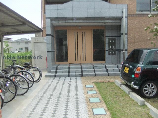  プロムナード彩