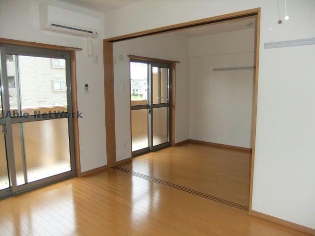  プロムナード彩