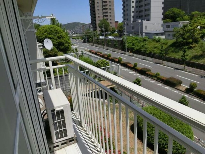  ニュータウン　ビュー