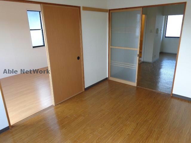  ファミール堀部