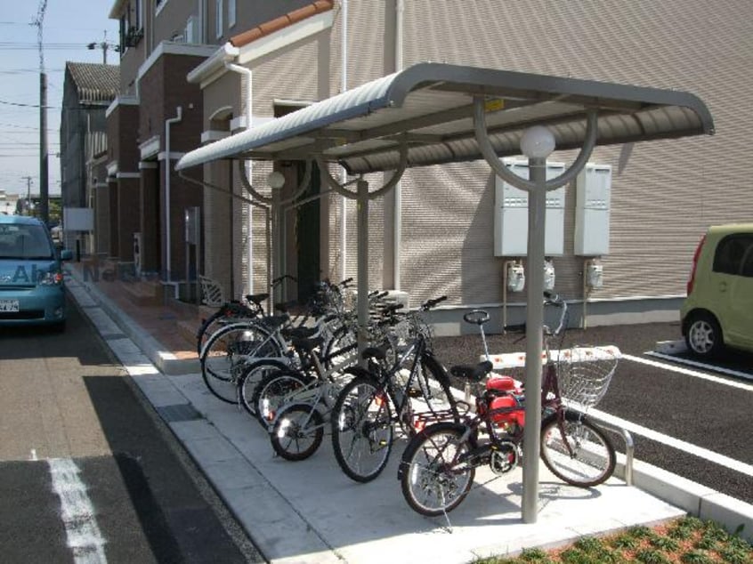 駐輪場 カームリー