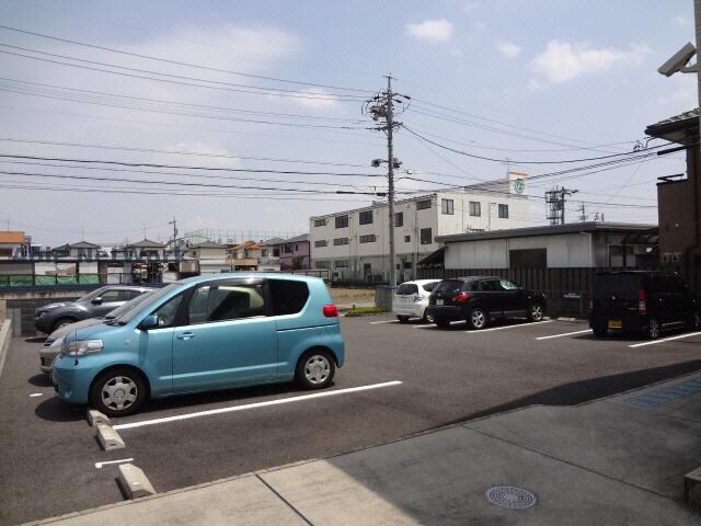 駐車場 エクセレント若宮