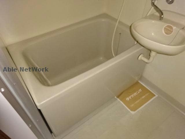  ファミール堀部Ⅴ