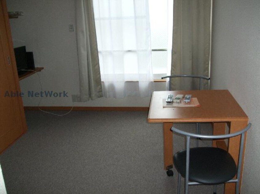  レオパレス若草