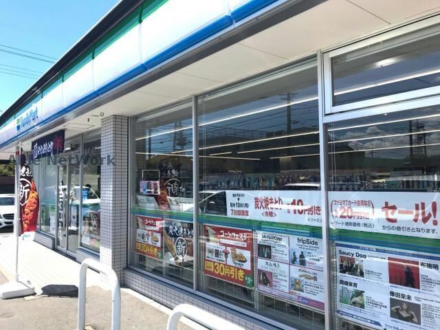ファミリーマート春日井御幸町店(コンビニ)まで558m イエローソーワ