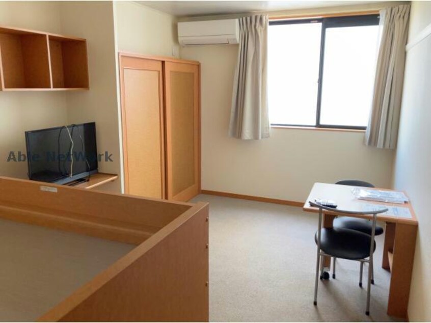  レオパレス味美ラディーパリンズ