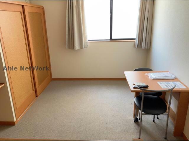  レオパレス味美ラディーパリンズ