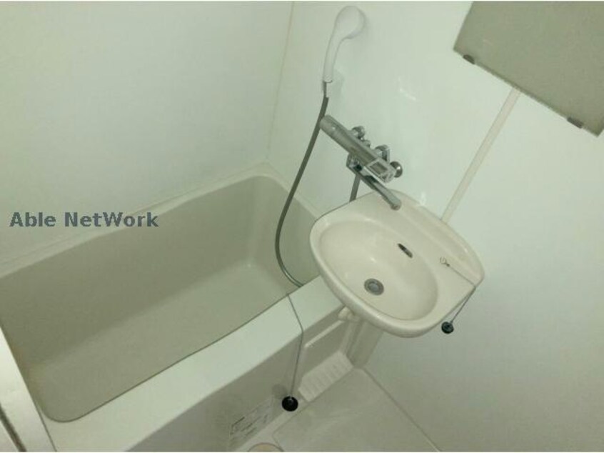  レオパレス味美ラディーパリンズ