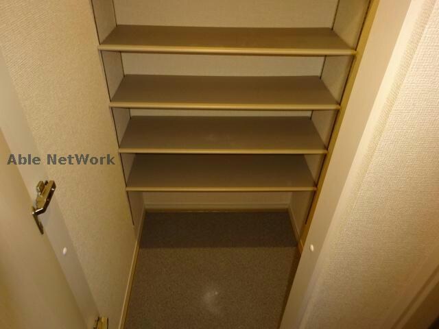 同型モデル ウヴェルテュール