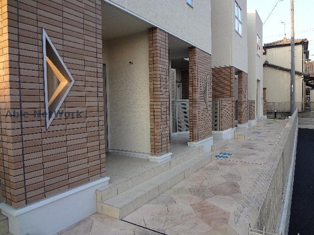 エントランス セレーノ　カーサ