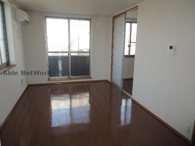 同型モデル LUNA COURT