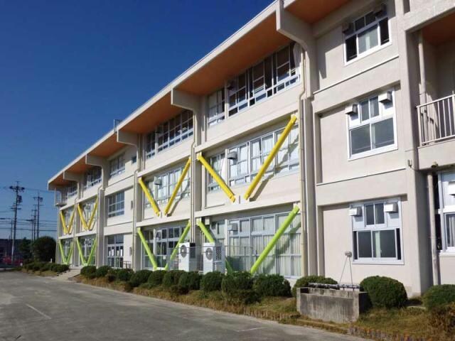 春日井市立不二小学校(小学校)まで893m ボン・クロッシュ