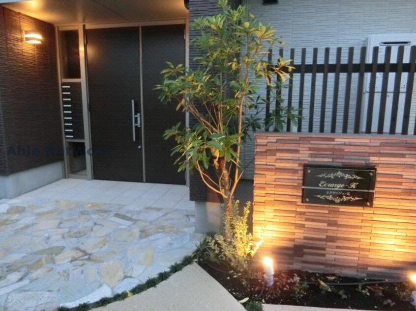 ｴﾝﾄﾗﾝｽ エクラージュ-Ｋ