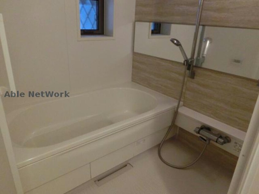  サニー　ガーデン（中切町）