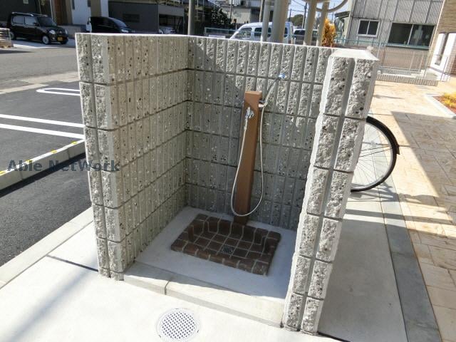 ﾍﾟｯﾄ足洗場 エレガンテ（追進町）