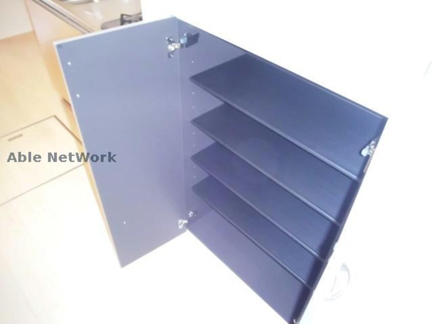 同型モデル ベルクレイン