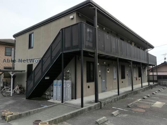  ドルフ（坂下町）